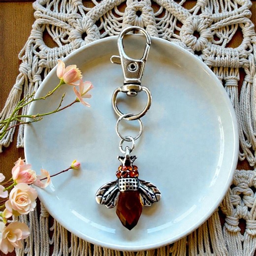 Bee Purse Charm, Silver Bee Keychain, Boho Nature Bag Charms, Orange Crystal Gifts for Her, Small Handmade Beaded Bumble Bee Lover Accessory - Etsy