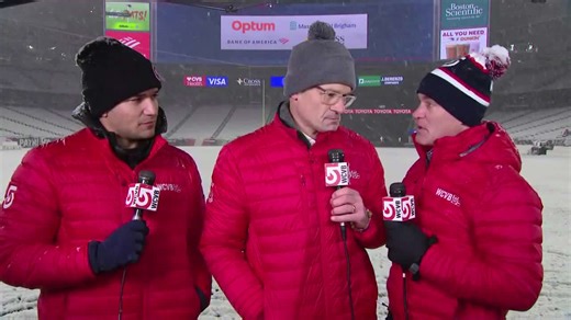 2 minute drill: Pats' unlikely postseason run rolls on