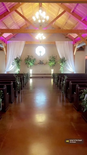 Imagine walking down the aisle in this gorgeous chapel 🤍🥰. #lindsaylakes #weddingvenueincypresstx #texaswedding #foryou #bridesofhouston #VideoAleatorio