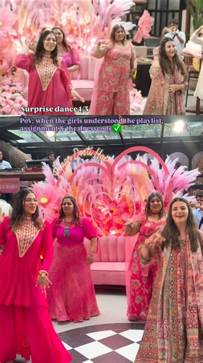 Naima Shrey Kutty🧜🏻‍♀️ | Beauty Influencer & Makeup Artist 💋 on Instagram: "+1000 points to my fav girls for giving into my crazy bollywood obsession 🥰 #MaleehaLovesSK #PyaarDostiHai Choreographed by my fav: @kiranshenvi87 @shenvischoolofdance Wedding planner: @asterisksevents Decor: @momentsbysakshiandjinal (Maleeha loves, mehendi dance, surprise mehendi dance, bollywood mehendi dance, mehendi dance ideas, wedding dances, girls dance, girls mehendi dances, girl gang, 2025 bride, wedding dan