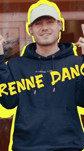 Lukáš Hejlík / Gastromapa on Instagram: "@rennedang , rapper, účastník Survivoru a jak sám říká, typické banánové dítě, mě vzal na “nejlepší kachnu na Sapě”. To bistro se jmenuje Hoàng Anh Quán, ale Renne mu neřekne jinak než “kachna u závory”. Tohle je první díl druhé série GastroSapy, po šesti vietnamských ženách, mě na své oblíbené jídlo na Sapě vzalo šest vietnamských mužů. Tonhle není Gastromapa, tohle je GastroSapa. Pokud vás to baví, děkuju za sdílení. Díky za pomoc @vietfoodfriends kamer