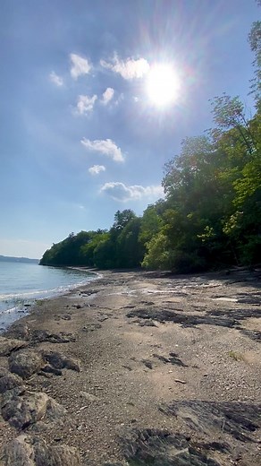 Séjournez avec nous au Motel Île d'Orléans et profitez de toutes les merveilles de l'Île. De belles plages et bien plus encore! Stay with us at Motel Île d'Orléans and enjoy all the wonders of the Island. Beautiful beaches and much more! #quebec #quebeccity #iledorleans #moteliledorleans #adventure #aventure #tour #destinationiledorleans #staycationhematchallenge #holiday #relax #beauty #paradise #sun #nature #bike #beach #privatebeach #plage #soleil