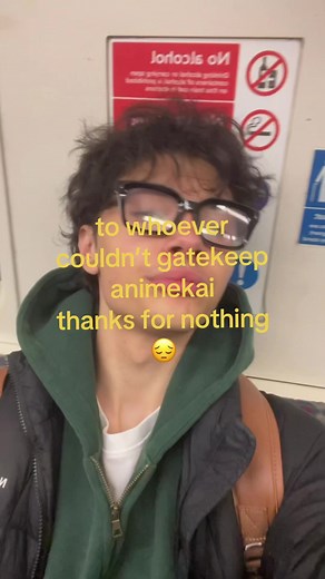 they finally took it down 👨‍🦯‍➡️🕳️ #ferreyra #yellowfont #relatable #anime #animekai