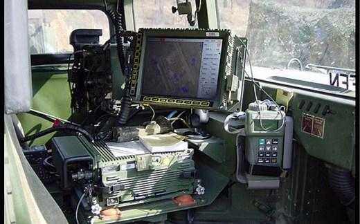 美军陆军BFT Blue Force Tracker战车坦克重型卡车战术电脑控制显示器 AN/UYK-128战斗指挥系统终端 拆解前欣赏 还以为是军用飞机显示器