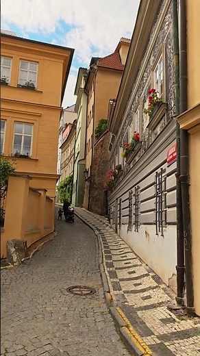Secrets of Prague Castle: A Magical Walking Tour Through Centuries of Czech Royal History #prague