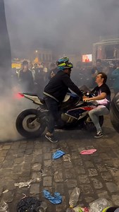 3.9K views · 527 reactions | Rate Post BMW S1000RR  朗 BY @andre.felizcissimo   #bmw ❤️ #bmwmotorrad  #s1000rr ❤️‍ #superbike  #ride  #foryou 朗 #maneuver  #foryou 朗 #bmw1000rr  #bmwm  #instamoto 勞 #fypage ⚡️ #hp4 亮 | World Of Superbikes | Facebook