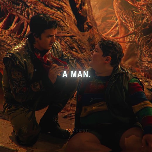 Steve being a dad like always! #strangerthings #steveharrington #steveharringtonedit #strangerthings5 #strangerthingsedit