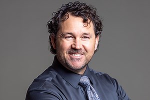 Ophthalmologist Seattle | Robert Tester, MD | Evergreen Eye