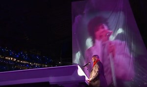 Justin Timberlake salutes Prince in Super Bowl halftime dance party