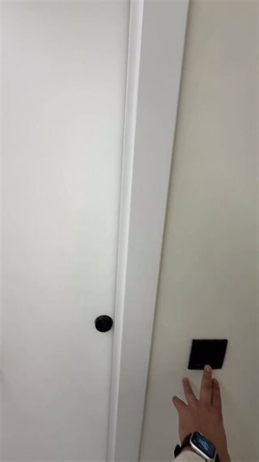 Belén Sánchez on Instagram: "House tour de la nueva casita aún vacía 💖 Que ganas de ver todo colocado 🤩 #casa #home #housetour"