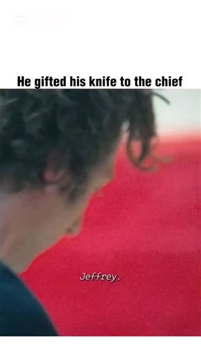 boxing icon | Show: The Bear (2022 (Drama / Comedy) Creator: Christopher Storer Notable cast: Jeremy Allen White, Ebon Moss‑B Bachrach, Ayo Edebiri,... | Instagram