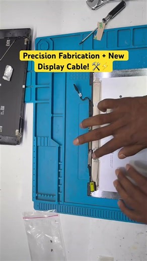 HP x360 Fabrication & Display Cable Replace! 🛠️💻 #Shorts #kalikamicrochip #x360 #hp