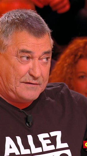 153K views · 2.1K reactions | La blague du paysan qui ramène un préservatif #TPMP #cyrilhanouna #rire #humour #blague | Le Zap Du Poste | Facebook