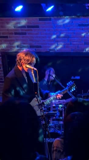 ASH - Official on Instagram: "ASH ONEMAN LIVE “BEYOND” ワンマンライブ、 たくさんのご来場ありがとうございました。 今日という日を ASHERのみんなと一緒に迎えられたこと、 心から嬉しかったです😌 全てが次へ進むための力になりました。 ここからさらにパワーアップして、 ソロアーティストとしてもっと大きな場所へ行きます☝🏻 これからも一緒に進んでいこう。 本当にありがとう。 #ASH #BEYOND #ONEMANLIVE #ASHER"