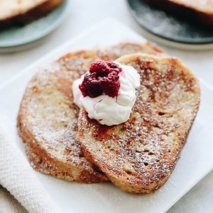 The BEST Healthy French Toast Recipe