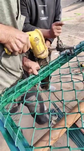 PVC Coated Chain Link Fence Panel Assembly | Green Mesh Fence Manufacturing | DB Fencing Factory