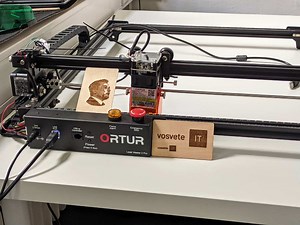 RECENZIA: Vyskúšali sme Ortur Laser Master 2 Pro. Zariadenie, ktoré slúži na gravírovanie a využiť ho môžete aj doma!