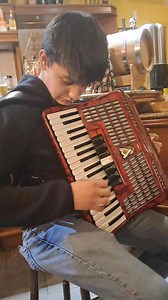 Quando si ha la musica nel ❤️ si vedono i risultati. Grandissimi! Alex Violetti, 💯 Moreno Bellami 💯👏👍🪗🪗👏 | Elena Butti
