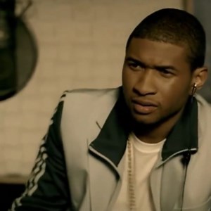 6.2K views · 232 reactions | Usher is headlining the 2024 Super Bowl Halftime Show in Las Vegas!  He broke the news with a little help from Kim Kardashian — check out the video! (: Getty/Usher) | Extra | Facebook