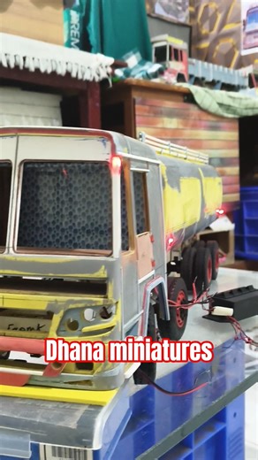 Tanker lorry light work