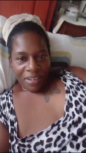 simone (@simnerichards)’s videos with bounce i just wanna dance - фрози & joyful