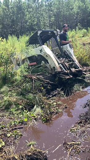 1.1M views · 4.5K reactions | Stranded bobcat for 3 days gets recovered #warnwinch #offroad #video #truck #adventure #offroadrecovery #factor55 | Matt Mckinzie | Facebook
