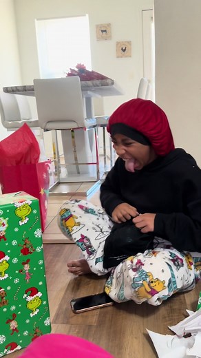 Zamoni got the two main things she asked for 🤩 | zamboni