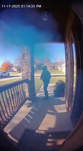 Package Thief Blasted with Blue Powder — Doorbell Camera Catches Everything