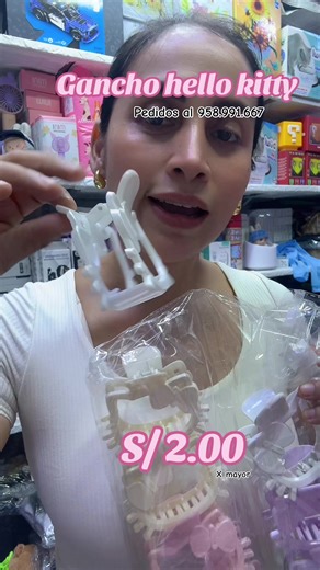 Hello Kitty Hair Clips for Trendy Looks