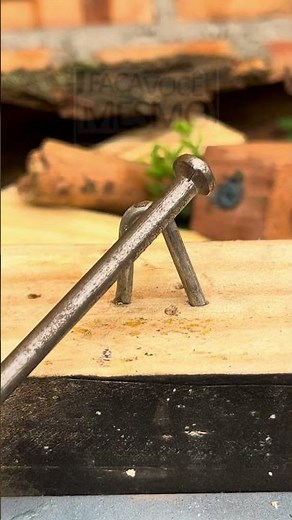 Carpenter Reveals a Method to Remove Staples Using a Nail. Easy, Practical, and Effect #TexasGarage