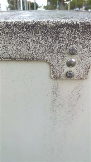 SMRC: Grime on top of telecommunications street box