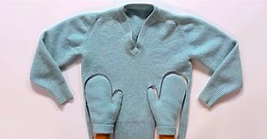 Make DIY Mittens From A Felted Upcycled Sweater