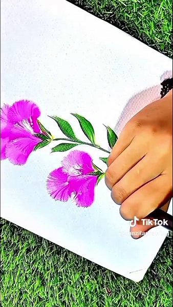 Beginner's Guide to Easy Acrylic Flower Painting