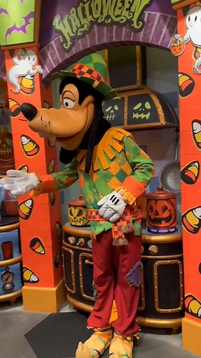 Goofy's Kitchen Halloween! This seasonal theme features characters in costume, enhanced menu items, spooky music and decor, and more. | Mickey Visit