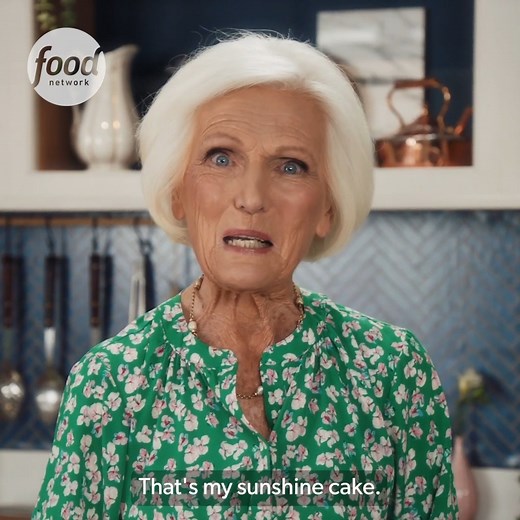 Who knew veggies could taste this good? Mary Berry's Sunshine Cake is deliciously moist and filled with carrots, courgettes & bananas 🍰🍌 #MaryBerryLoveToCook | Food Network UK