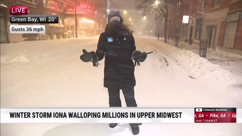 Live from Green Bay: Stephanie Abrams in a blizzard