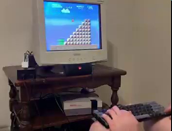 I made a Keyboard / Controller input switcher for the original NES!