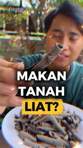 Eating Dirt? This Extreme Snack Really Exists in Indonesia