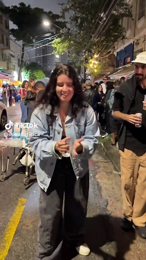 A Física por Trás dos Copos Americanos