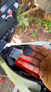 716K views · 9.4K reactions | Ugreen smart bluetooth finderDito mo lang mabibili ⬇️⬇️Lazada: https://s.lazada.com.ph/s.NRxnk?cc Shopee: https://s.shopee.ph/5VDA3zrDTY | AddtoCart PH | Facebook