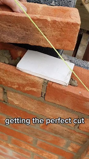 DIY Bricklaying Tutorial: Getting the Perfect Cut