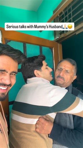 Vinayak Singh on Instagram: "Yeh chote logo hrr chiz mei agge kyu rehna hai😞🥹"