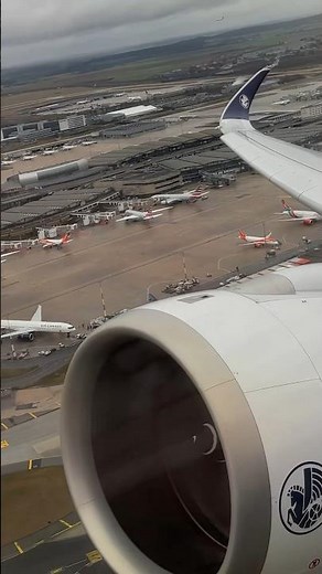 Power of A350 Engine ROAR sound ! Air France Airbus A350 Take off from Paris CDG Airport to Chicago