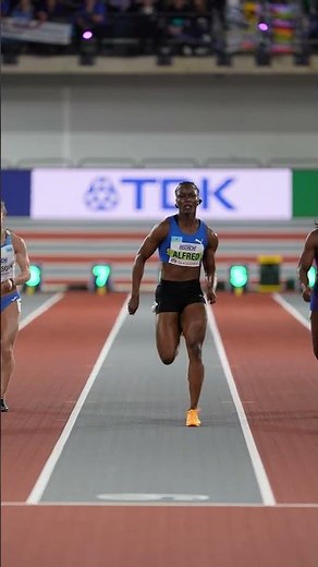 Julien Alfred charges to Indoor gold in Glasgow 😤