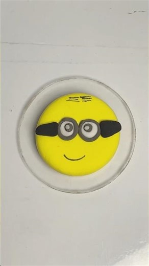 DIY Clay art easy minion #diy #diykeychain #yt #paperanimal #art #kawaiicraft #cartoonized #gift