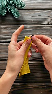 542K views · 2.3K reactions | How to Make Christmas Ornaments 2024 Christmas Decorations Tutorial #snowflakes #christmasdecor #christmas #christmastiktok #christmas2024 #christmasdecorations #craftideas #fyp #fypシ゚ #foryou #usa | Easy Studio Crafts | Facebook