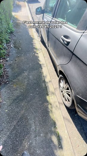 54K views · 6.4K reactions |  Dispositif GPS haute précision pour voiture & moto ! ✅ Suivi en temps réel avec localisation ultra précise  Fonction audio pour rester informé de l’environnement  Notification immédiate en cas d’activité suspecte ️ Gardez un œil sur votre véhicule à tout moment !  Disponible sur Spycar.fr ou lien en bio #traceur #tracker #gps #spycar | Spycar | Facebook