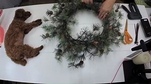 77K views · 386 reactions | How to make a Gnome Christmas Weath. This christmas wreath will look perfect on your door! Its Easy and qucik to make, this will fill you Etys shop quickly or Make your neighbors Jealous of your front door. | Kelea's | Facebook