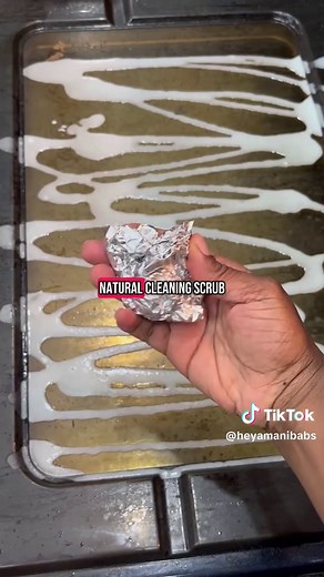 Effective DIY Oven Cleaner Recipe for Stubborn Stains