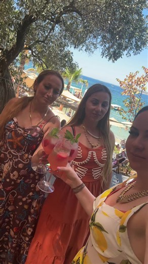 #scala #greece 🇬🇷@biancabia0430 @Mihaela.erk16 TikTok